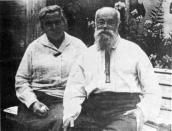 Mykhajlo Hrushevsky with his wife.…