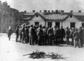 1918 р. На подвір’ї Луцьких казарм